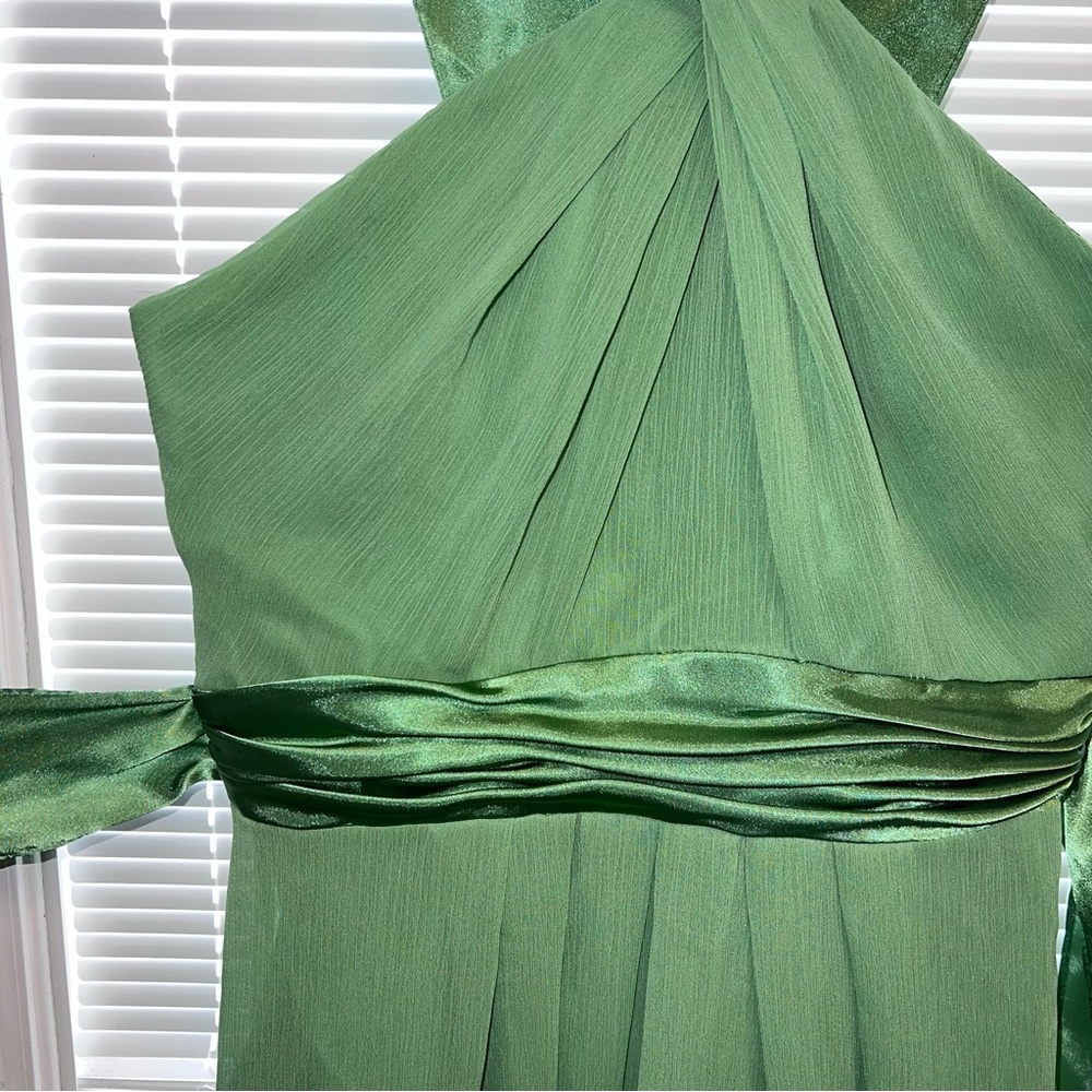 DAVID’S BRIDAL DRESS - Picture 5 of 11